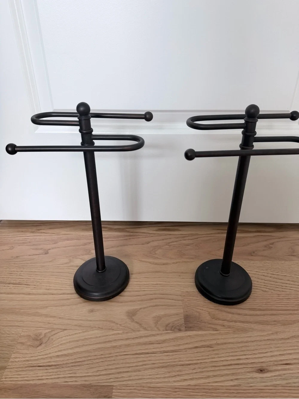 Metal Towel or Jewelry Stand in Dark Bronze - Home Dining